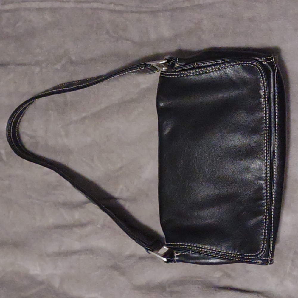 Modani | Black Shoulder Bag